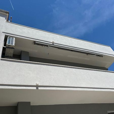 Apartments Milica Kaštela Exterior foto